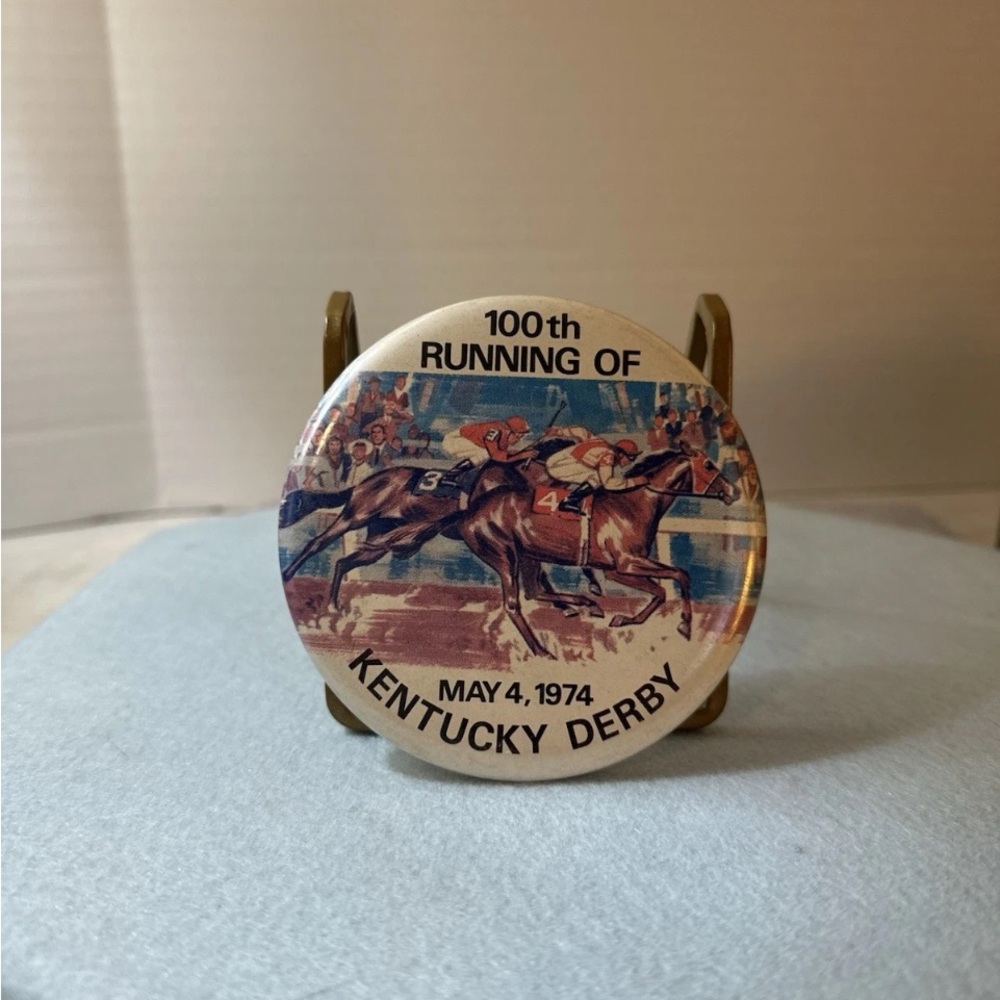 Vintage pinback 100th Running  Of The Kentucky Derby ● May 4 1974 Pre-owned